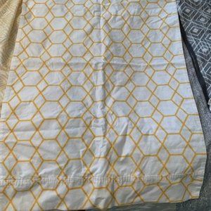 Bee comb pillow case